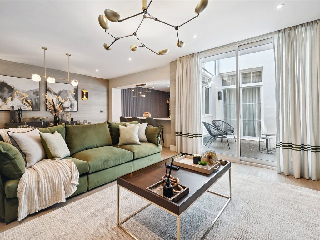 3 bed flat to rent in Cranley Gardens, South Kensington, London SW7, £9,512 pcm