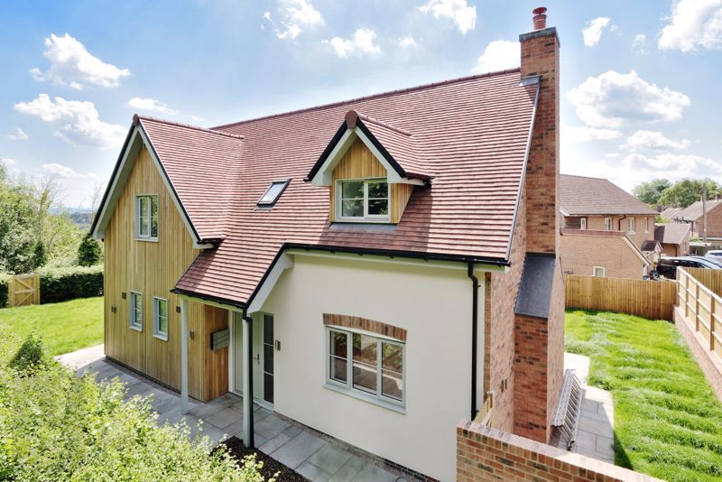 4 bed detached house for sale in Redmarley, Gloucestershire GL19, £550,000