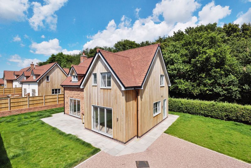 4 bed detached house for sale in Redmarley, Gloucestershire GL19, £550,000