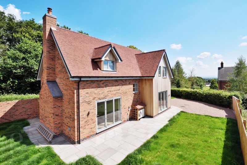 4 bed detached house for sale in Redmarley, Gloucestershire GL19, £550,000