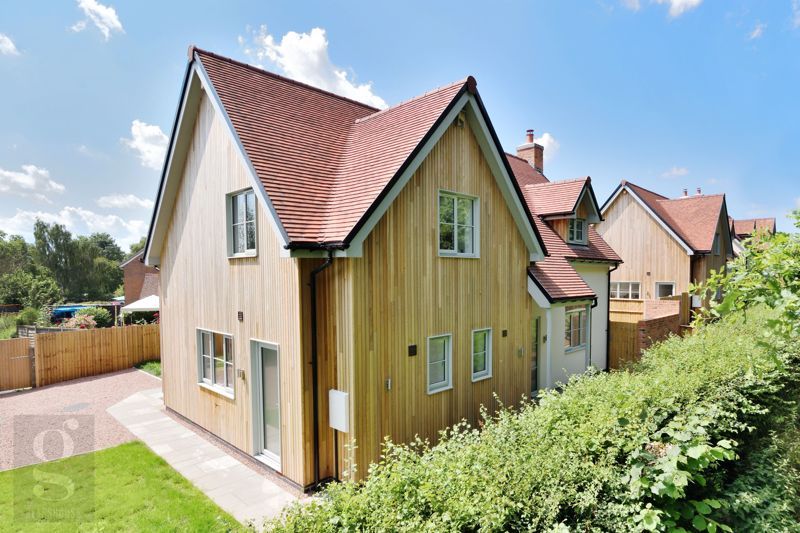 4 bed detached house for sale in Redmarley, Gloucestershire GL19, £550,000