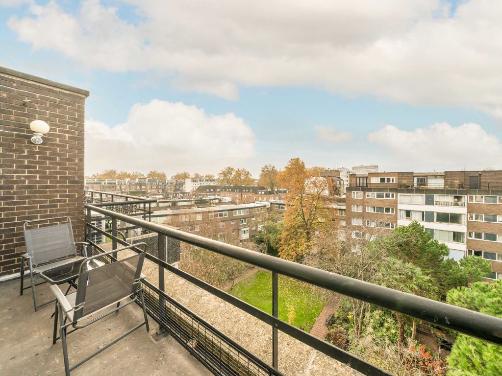 3 bed flat for sale in Southwick Street, London W2, £1,600,000