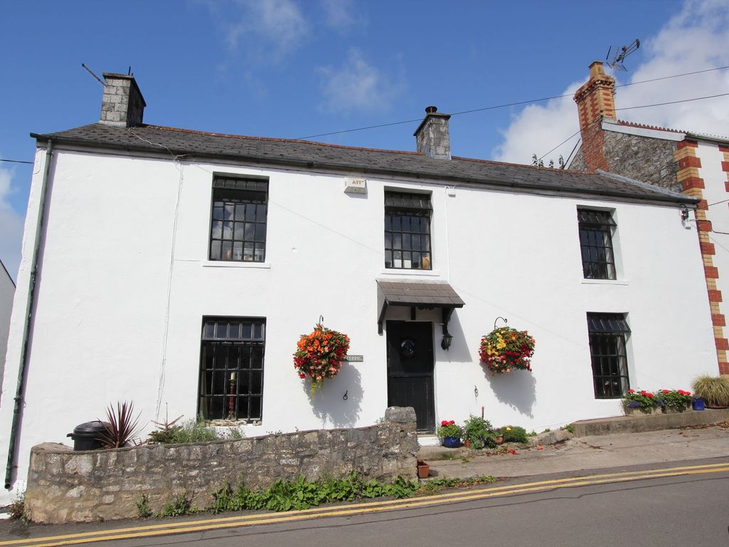4 bed semi-detached house for sale in Colhugh Street, Llantwit Major CF61, £499,950