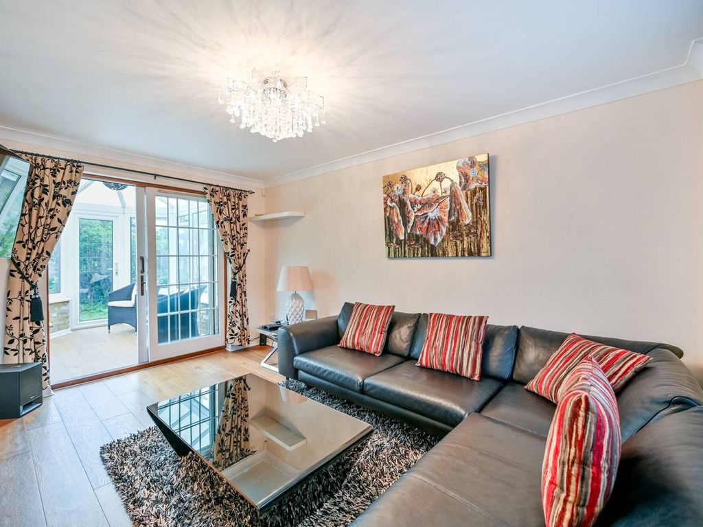 3 bed property for sale in Kensington Gardens, Kingston, Kingston Upon Thames KT1, £1,250,000