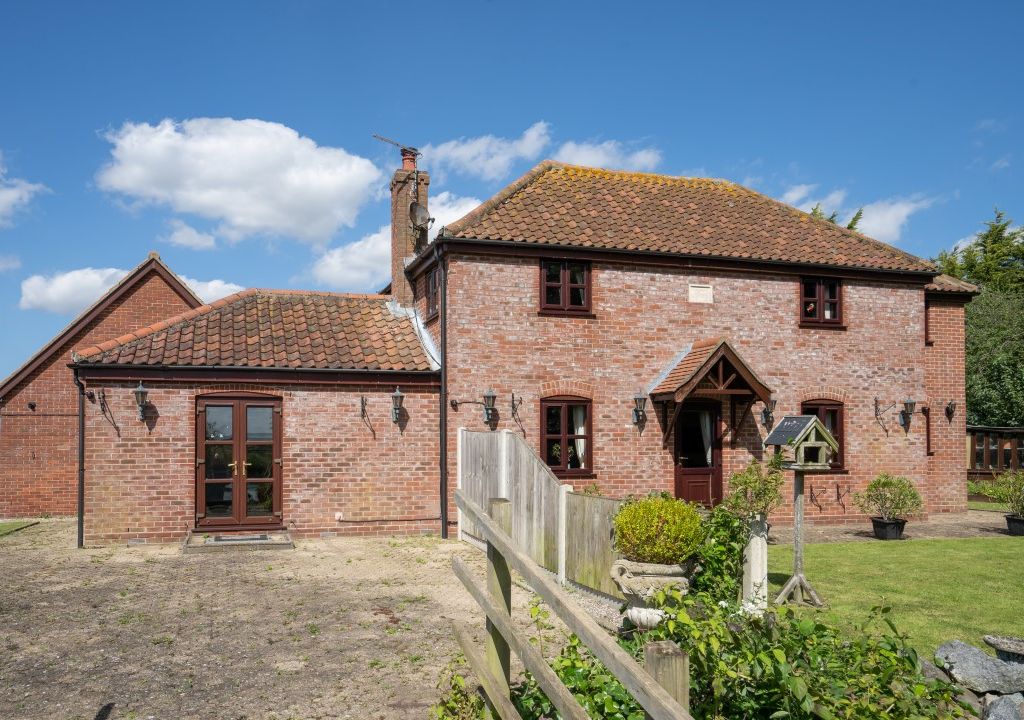 6 bed detached house for sale in Boat Dyke Lane, Acle, Norwich NR13, £850,000