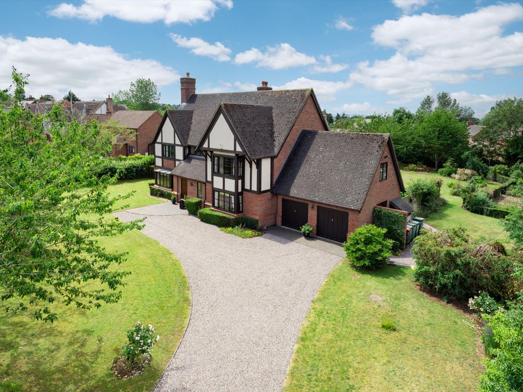 6 bed detached house for sale in Bratton Road, Bratton, Telford, Shropshire TF5, £875,000