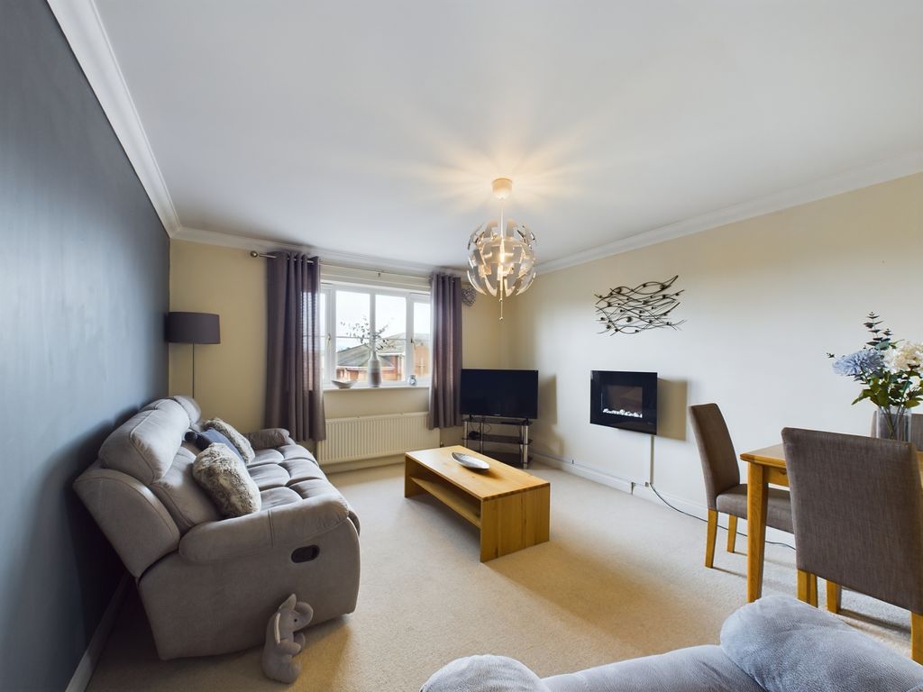2 bed flat for sale in Chapel Mews, Staincross, Barnsley S75, £115,000