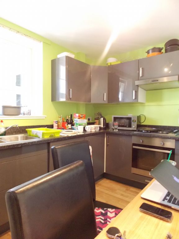 3 bed flat for sale in Chalton Street, Kings Cross NW1, £699,000