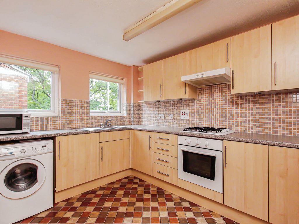 2 bed flat for sale in Golding Road, Cambridge, Cambridgeshire CB1, £350,000