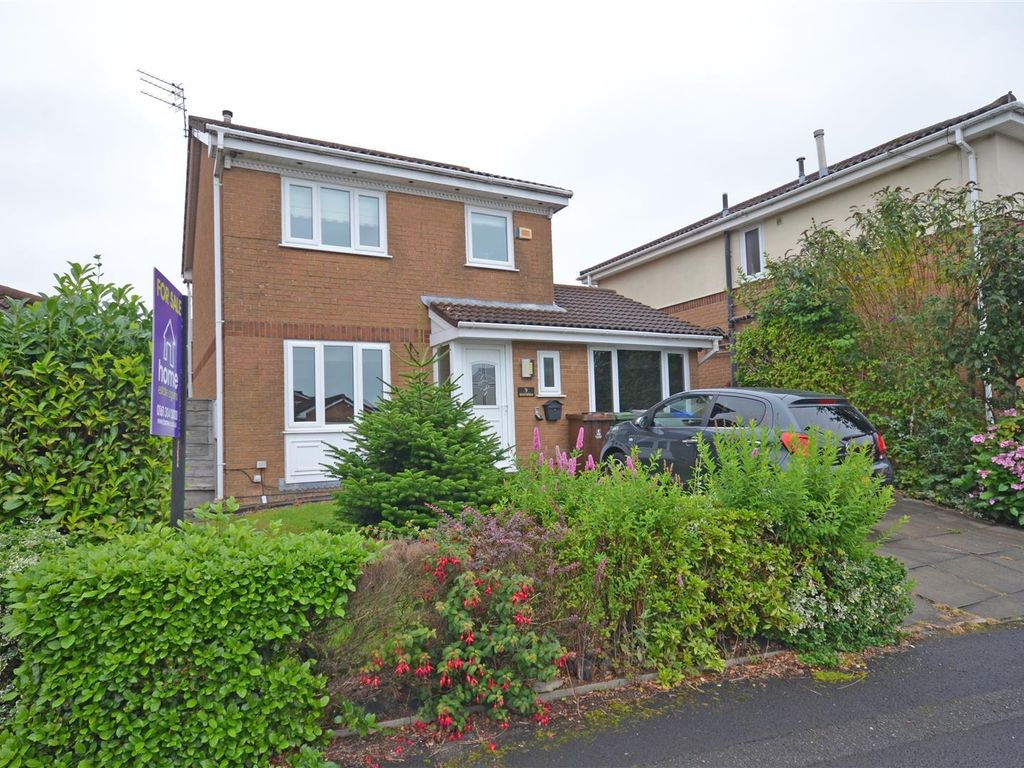 3 bed detached house for sale in Rosewood Close, Richmond Park, Dukinfield SK16, £340,000