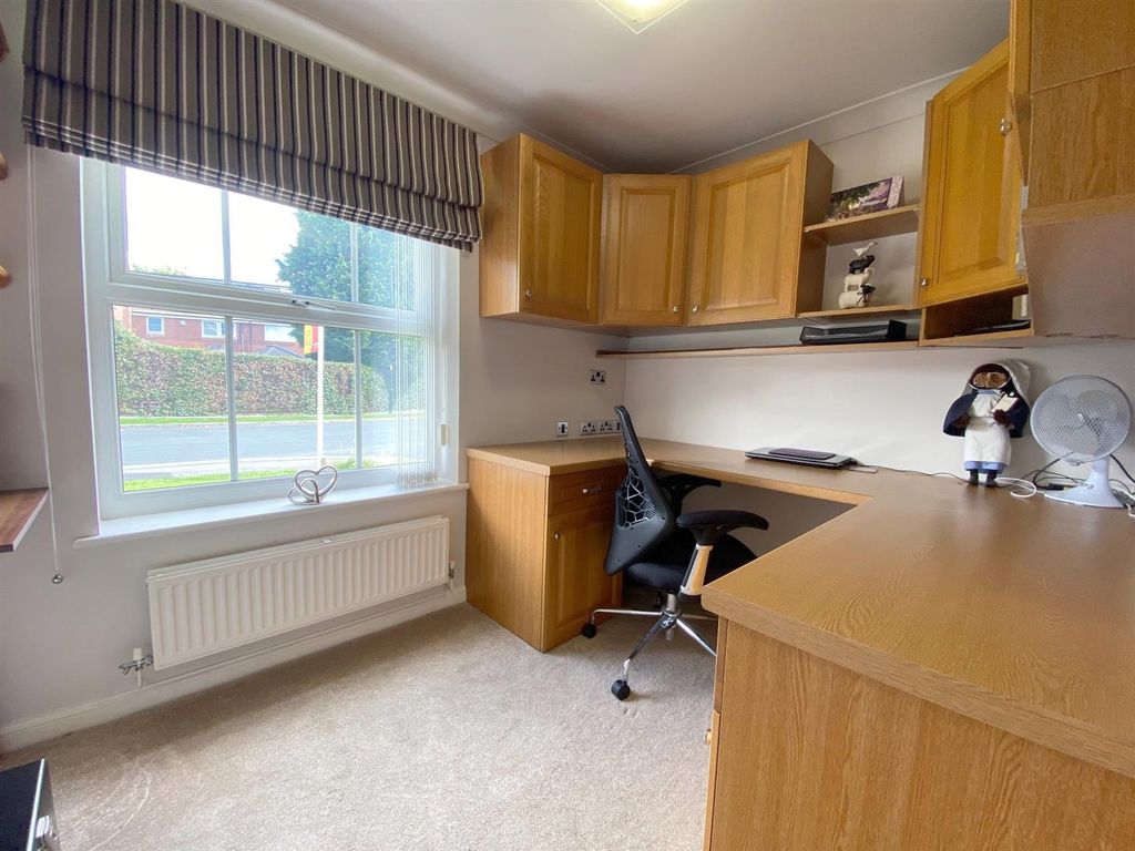 4 bed detached house for sale in Appleby Crescent, Knaresborough HG5, £570,000