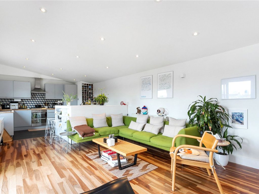 2 bed flat for sale in Sunlight Square, Bethnal Green, London E2, £885,000
