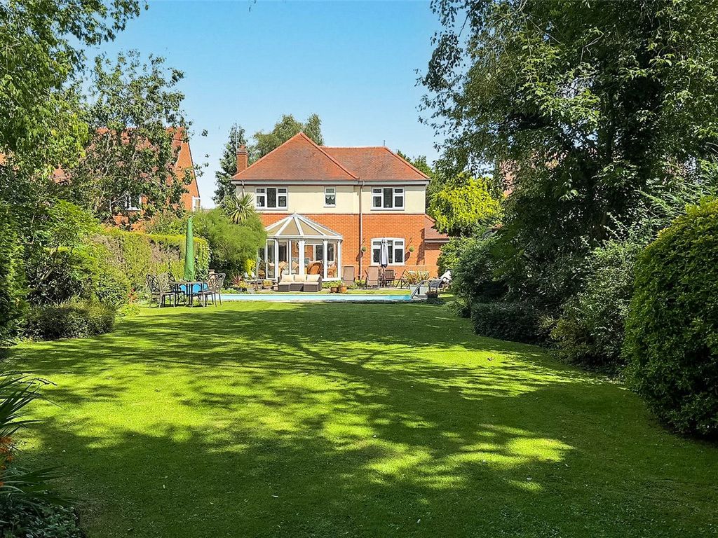 4 bed country house for sale in Long Road West, Dedham, Colchester, Essex CO7, £825,000