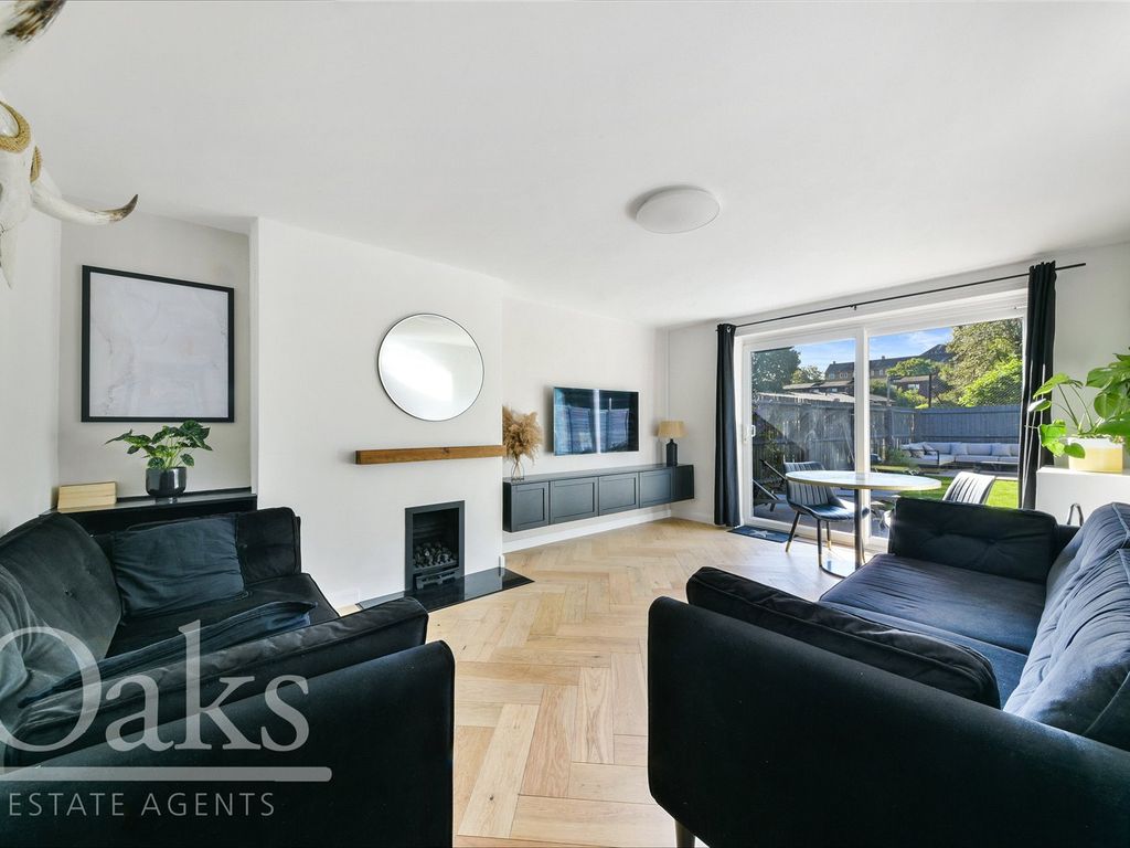 4 bed end terrace house for sale in Ewen Crescent, London SW2, £600,000