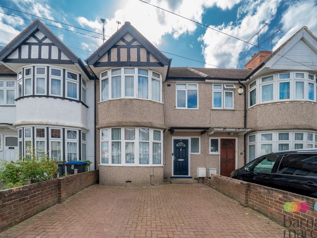 3 bed terraced house for sale in Girton Avenue, London NW9, £600,000