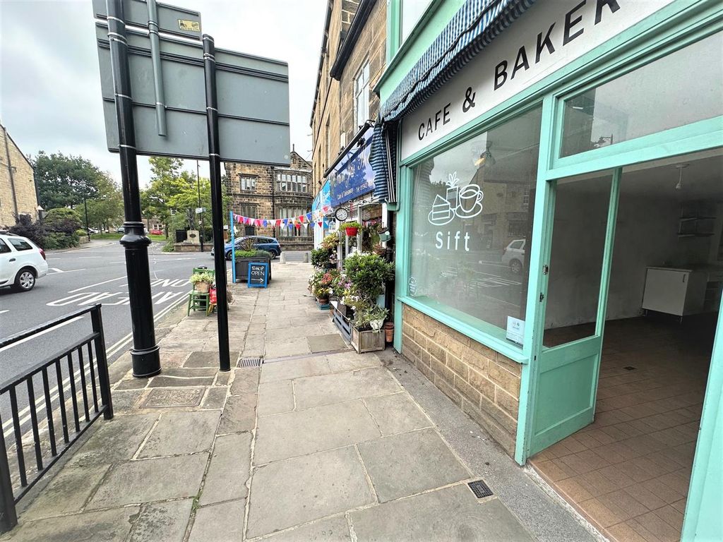 Retail premises to let in Manor Square, Otley LS21, £11,950 pa
