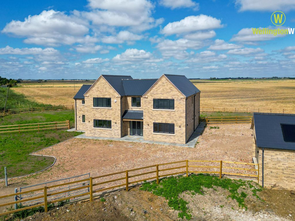 New home, 5 bed detached house for sale in Forty Foot Bank, Ramsey, Huntingdon PE26, £900,000