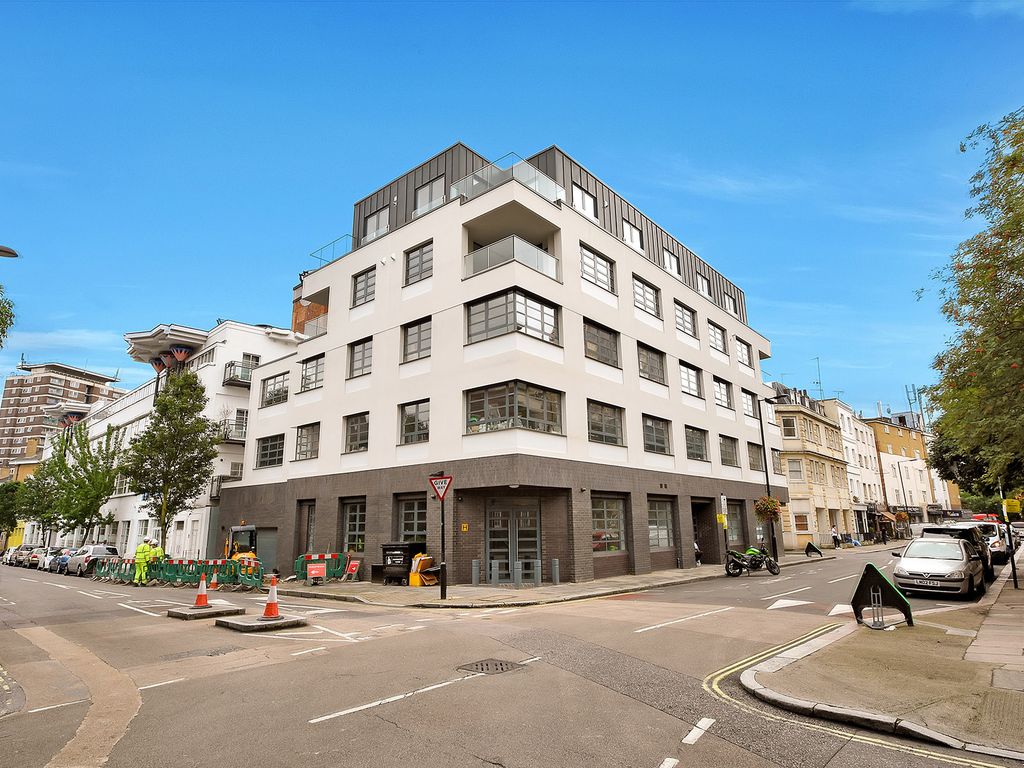 Studio to rent in Frampton Street, London NW8, £1,950 pcm