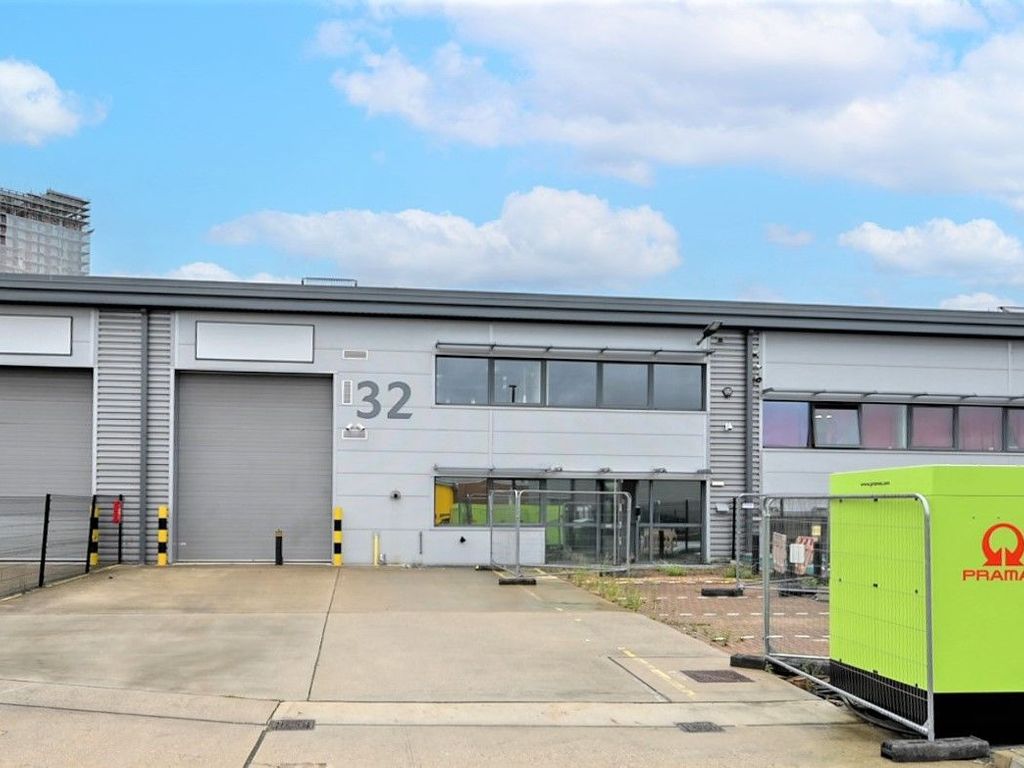 Light industrial to let in Telford Way, London W3, £159,408 pa