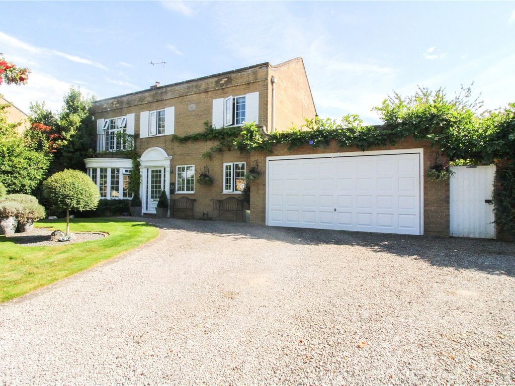 4 bed detached house for sale in Carlton Gate, Broome Manor, Swindon, Wiltshire SN3, £750,000
