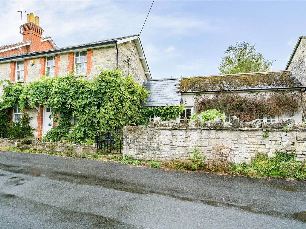3 bed property for sale in The Street, Chilmark, Salisbury SP3, £350,000
