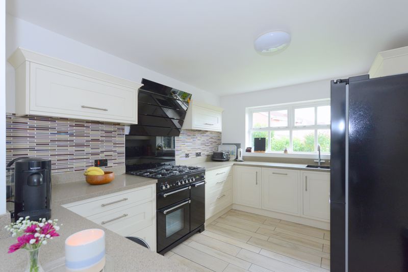 4 bed detached house for sale in Davenham Walk, Lawley, Telford TF3, £450,000