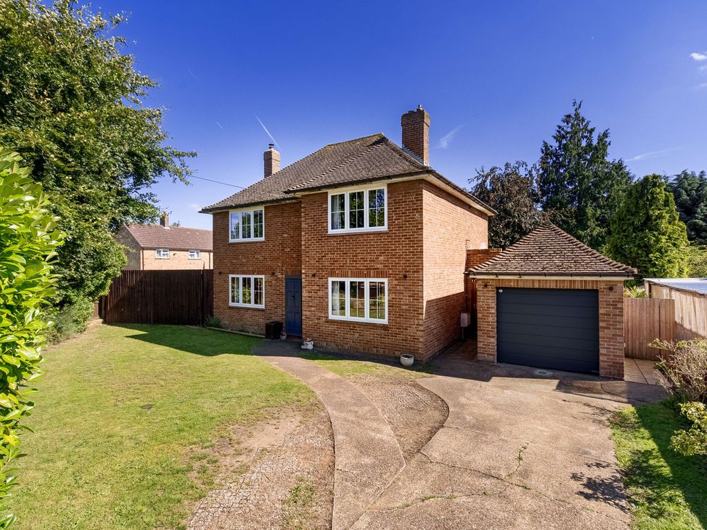 3 bed detached house for sale in West Street, Ashford TN26, £500,000