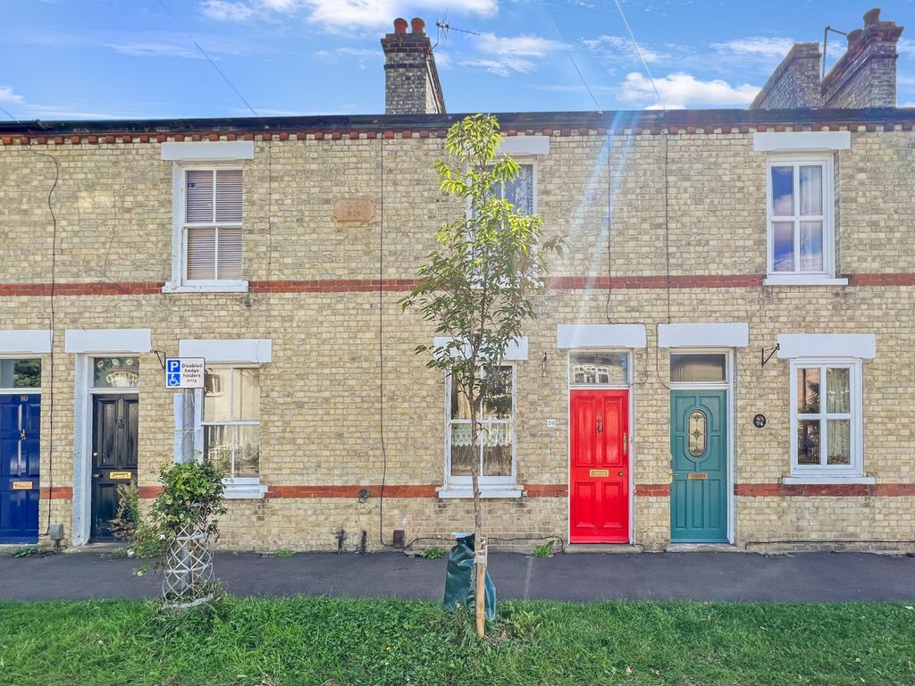 3 bed terraced house for sale in Alpha Terrace, Trumpington, Cambridge CB2, £475,000