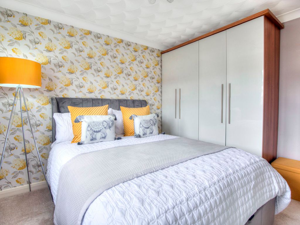 3 bed detached house for sale in Beechcroft, Trelewis, Treharris CF46, £300,000
