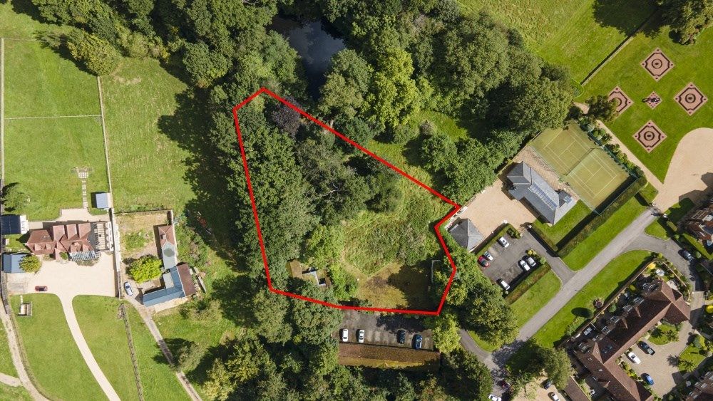 Land for sale in Vache Lane, Chalfont St Giles HP8, £650,000