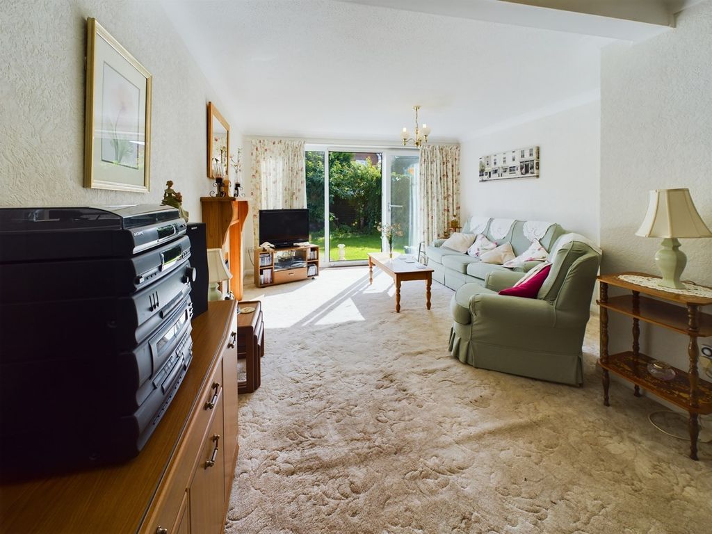4 bed detached bungalow for sale in Hillcrest, Downham Market PE38, £350,000