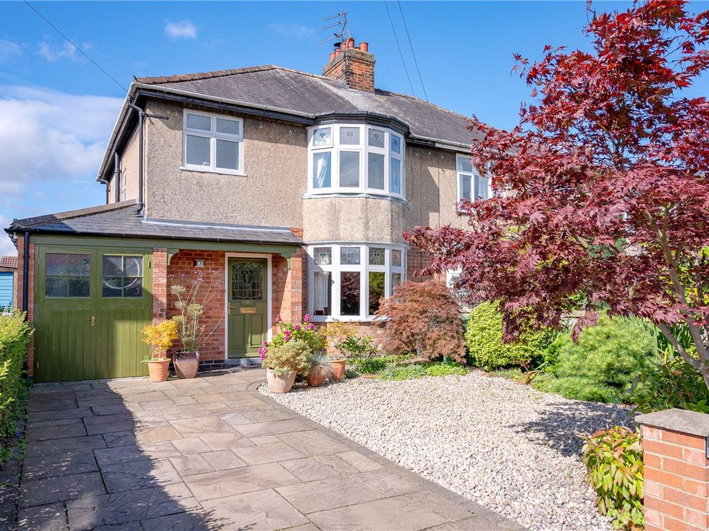 3 bed semi-detached house for sale in Oakland Avenue, York YO31, £475,000