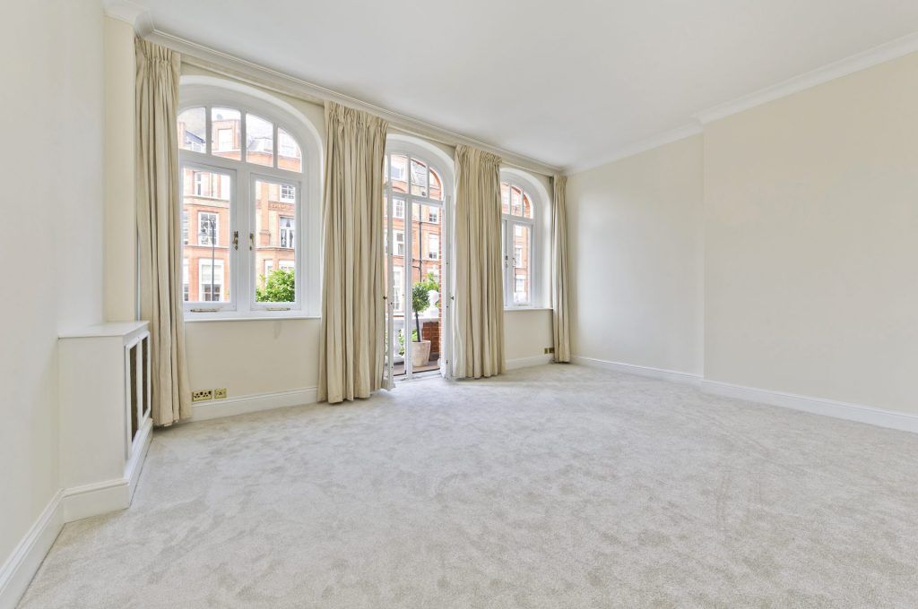 2 bed flat to rent in Pont Street, Knightsbridge SW1X, £5,200 pcm
