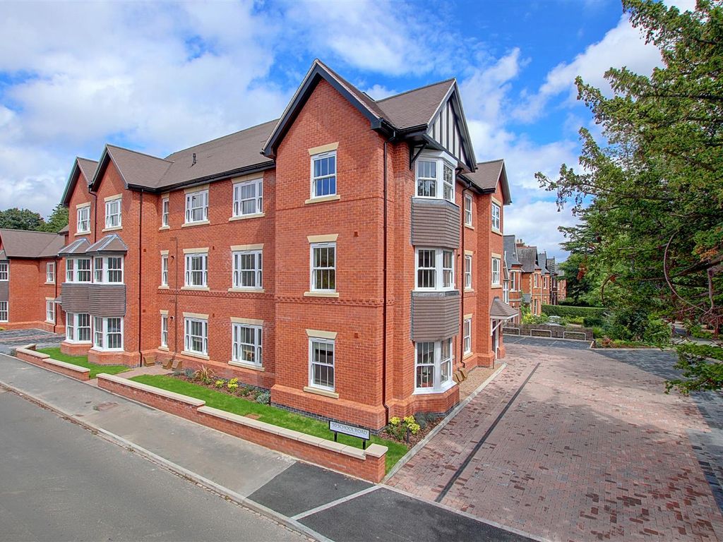 2 bed flat to rent in School Road, Moseley, Birmingham B13, £1,400 pcm