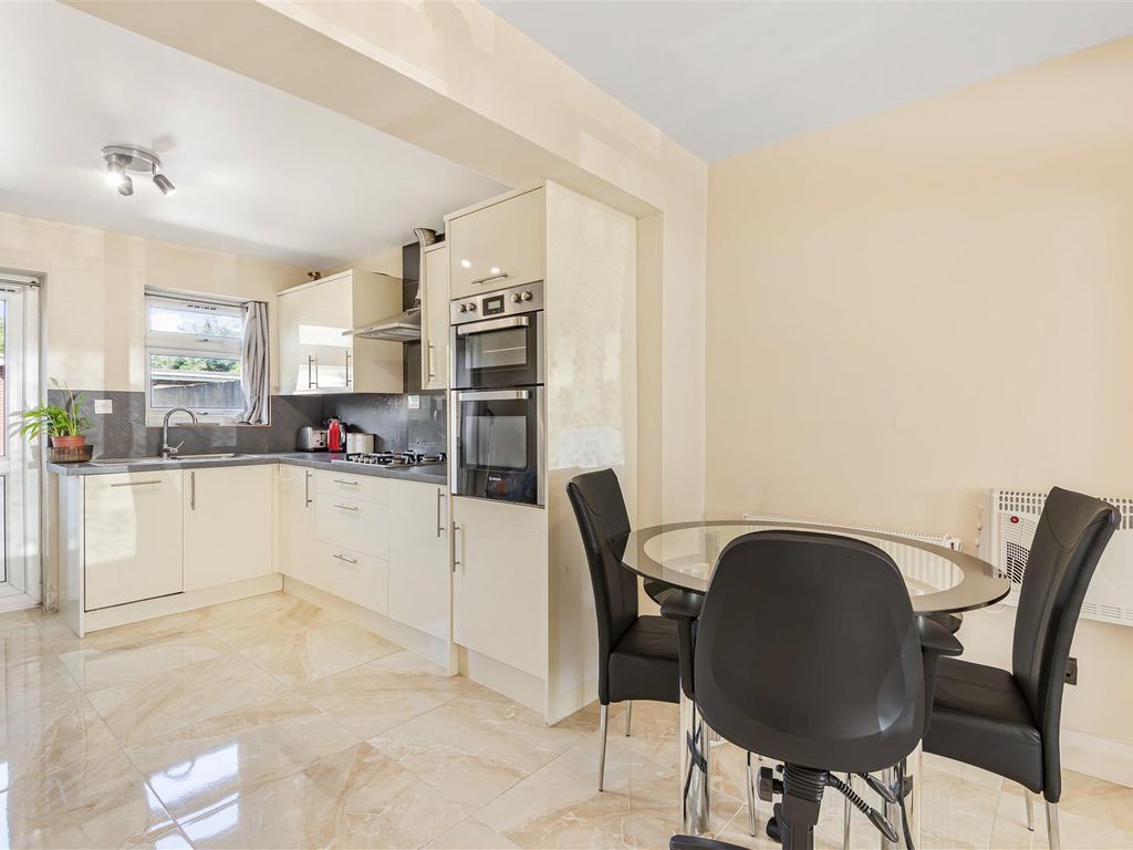 3 bed terraced house for sale in Ashford Avenue, Hayes UB4, £490,000