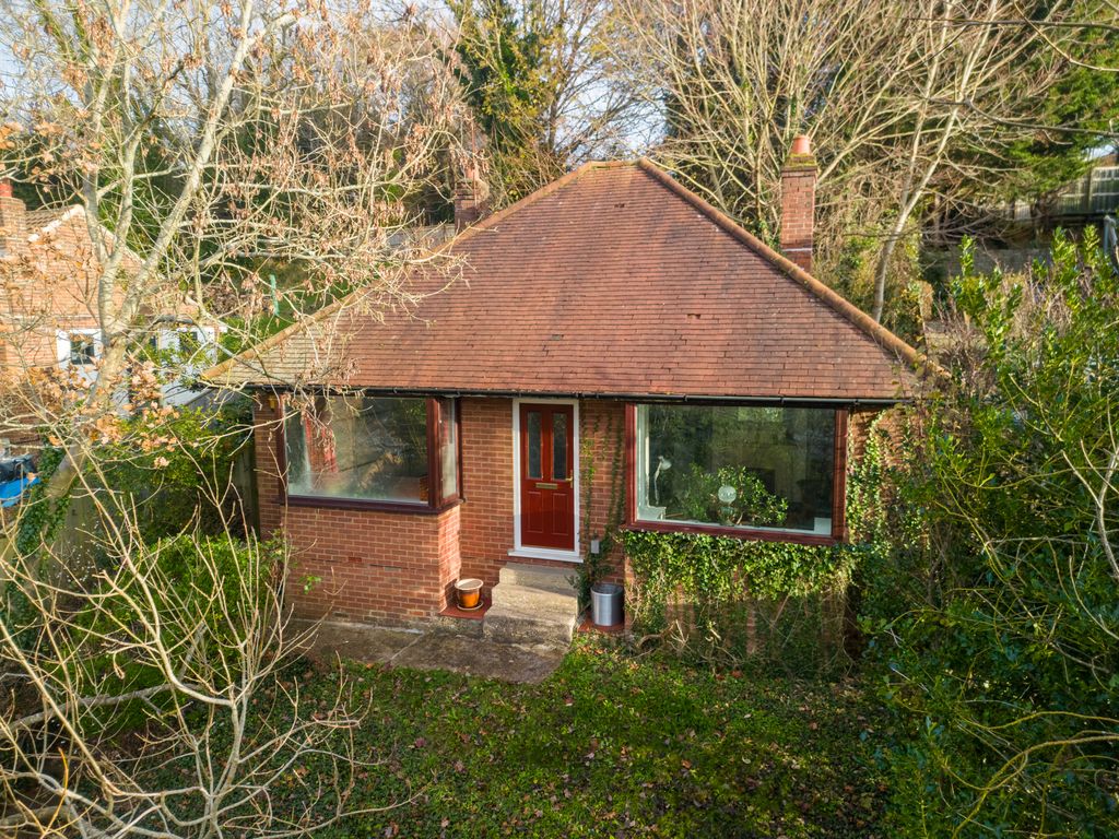 2 bed bungalow for sale in Carrington Road, High Wycombe HP12, £400,000