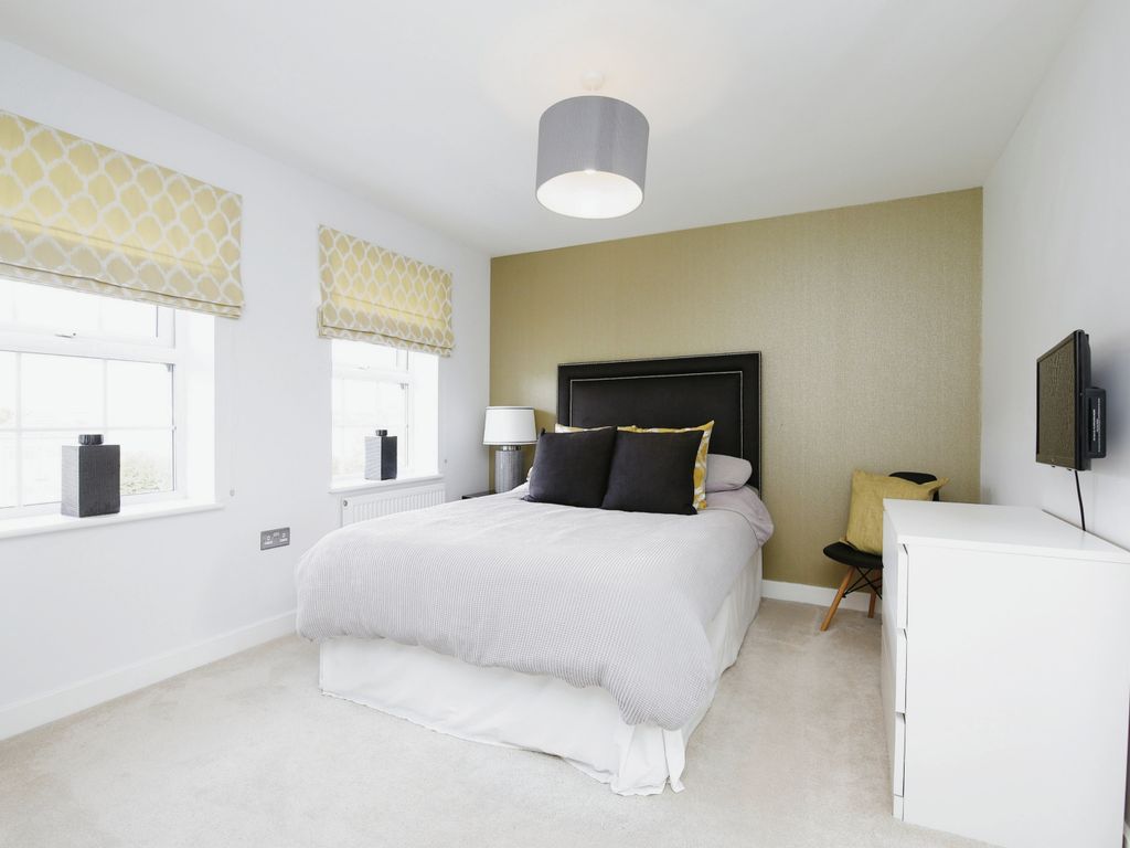 5 bed detached house for sale in Goldcrest Crescent, Wynyard, Billingham, Durham TS22, £575,000