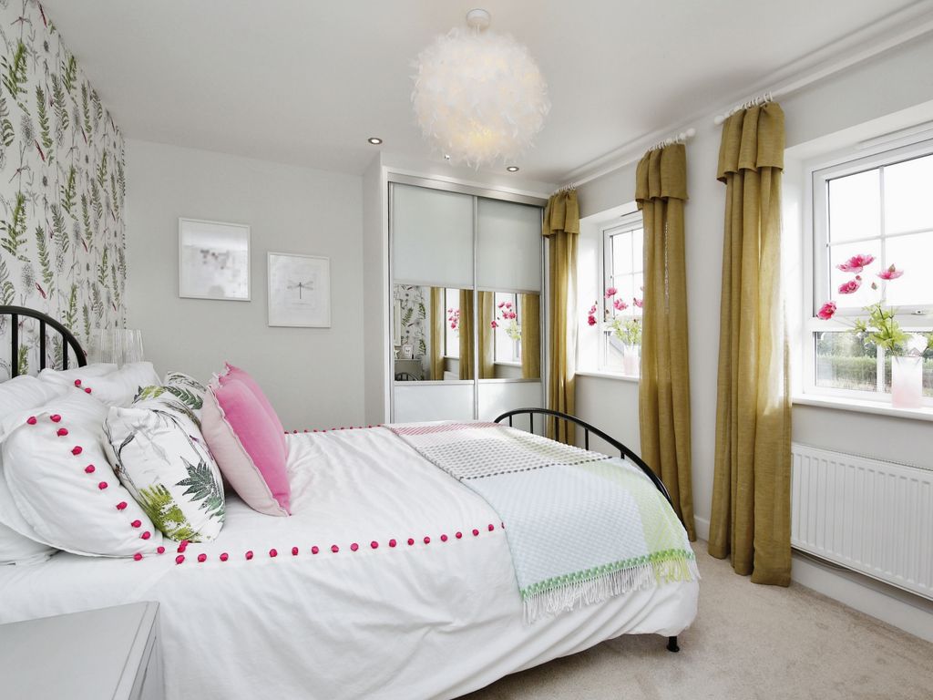 5 bed detached house for sale in Goldcrest Crescent, Wynyard, Billingham, Durham TS22, £575,000