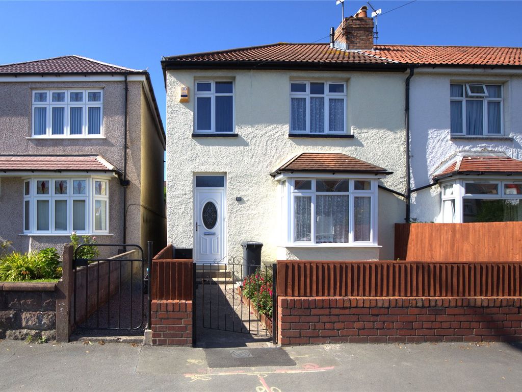 3 bed end terrace house for sale in Filton Avenue, Horfield, Bristol BS7, £490,000