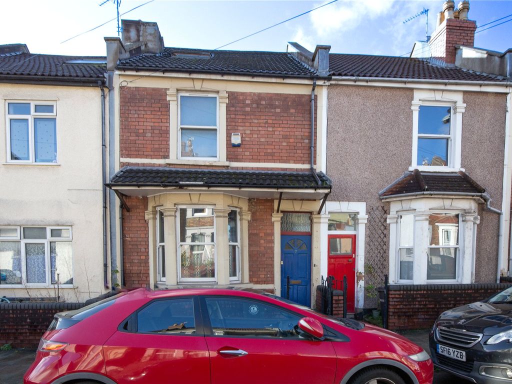 2 bed terraced house for sale in Mogg Street, Bristol BS2, £400,000