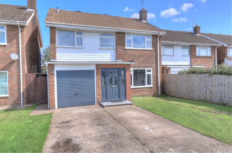 4 bed detached house for sale in Parrs Road, Stokenchurch, High Wycombe HP14, £565,000