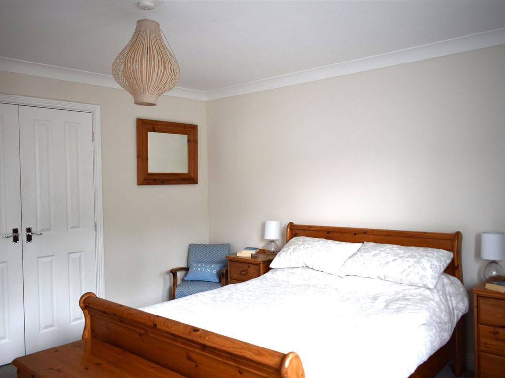 4 bed country house for sale in Ffordd Derwen, Margam Village SA13, £350,000