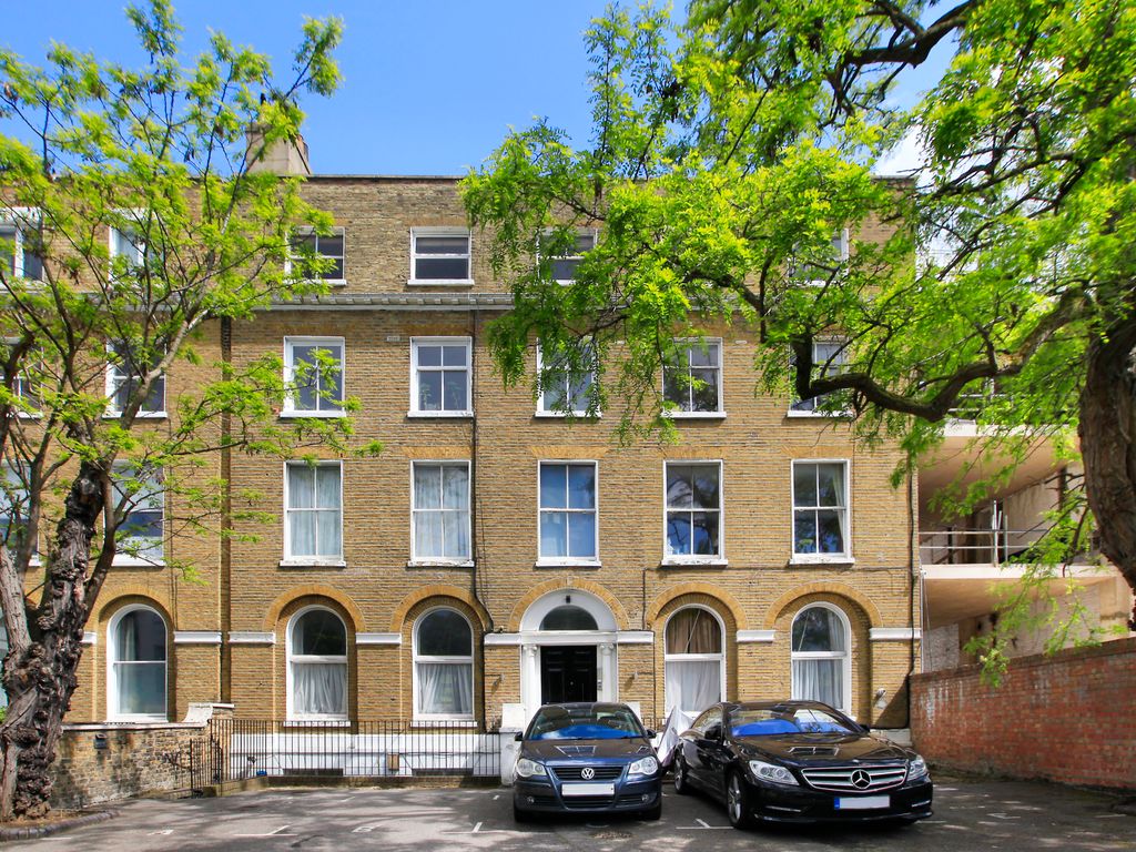 2 bed flat for sale in Clapham Road, Clapham, London SW9, £700,000