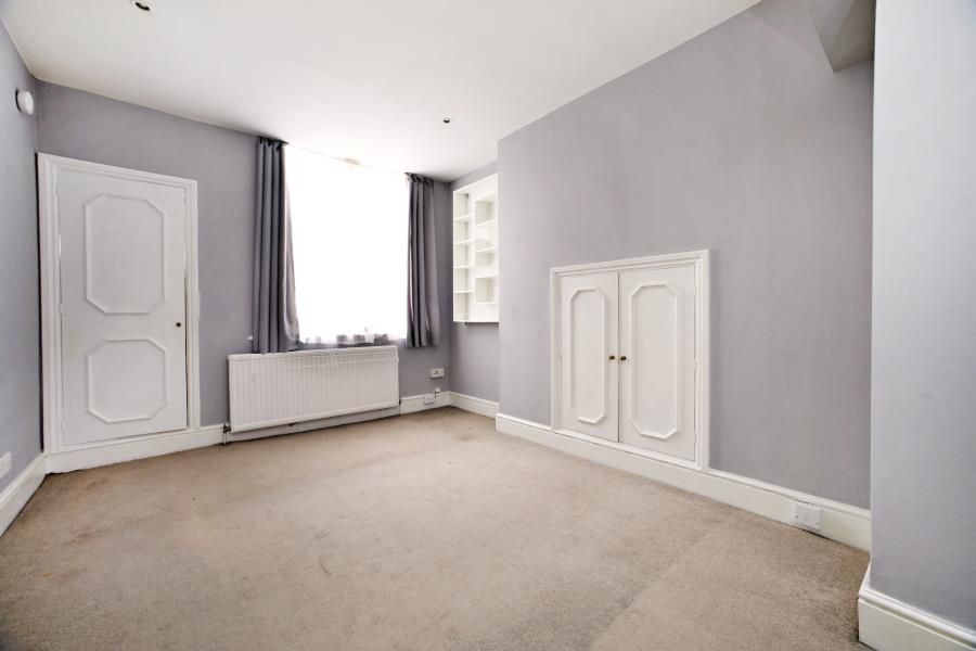 1 bed flat for sale in Palace Mansions, Earsby Street, London W14, £400,000