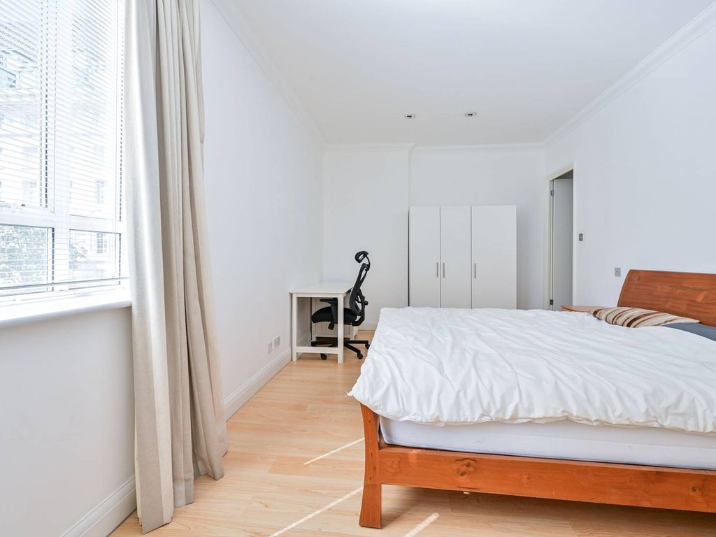 3 bed flat for sale in Chicheley Street, South Bank, London SE1, £1,150,000