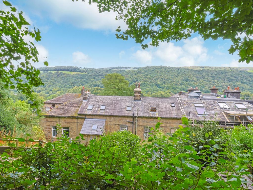 4 bed terraced house for sale in Sowerby Bridge HX6, £425,000