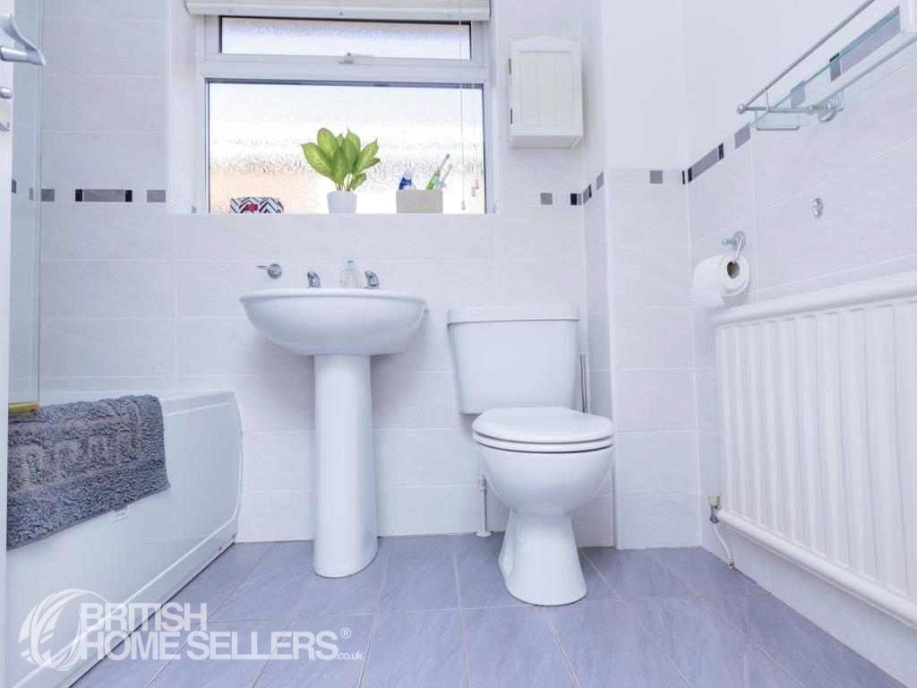 4 bed detached house for sale in Mountsorrel Lane, Rothley, Leicester, Leicestershire LE7, £390,000