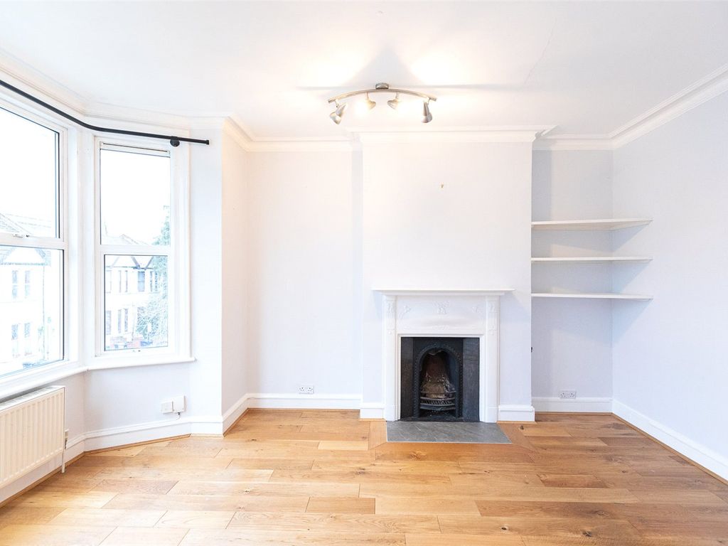 2 bed property for sale in Summerlands Avenue, Acton W3, £475,000