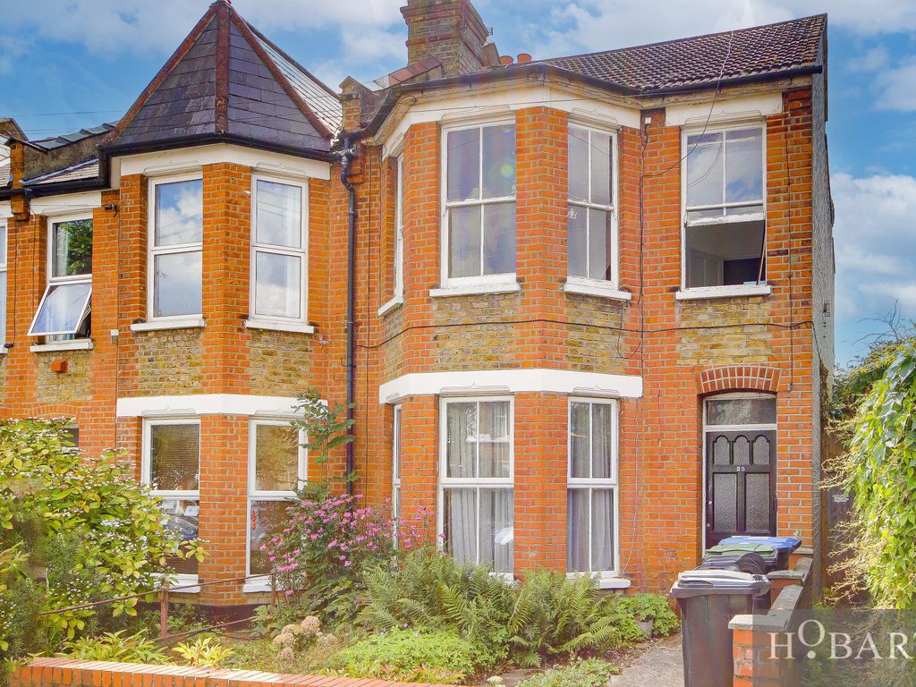 2 bed flat for sale in Beech Road, Bounds Green N11, £375,000