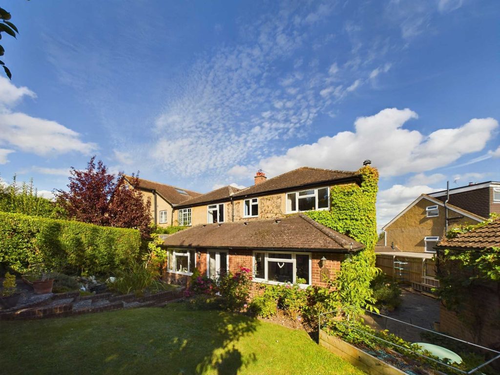 5 bed semi-detached house for sale in Barnhill Gardens, Marlow SL7, £875,000